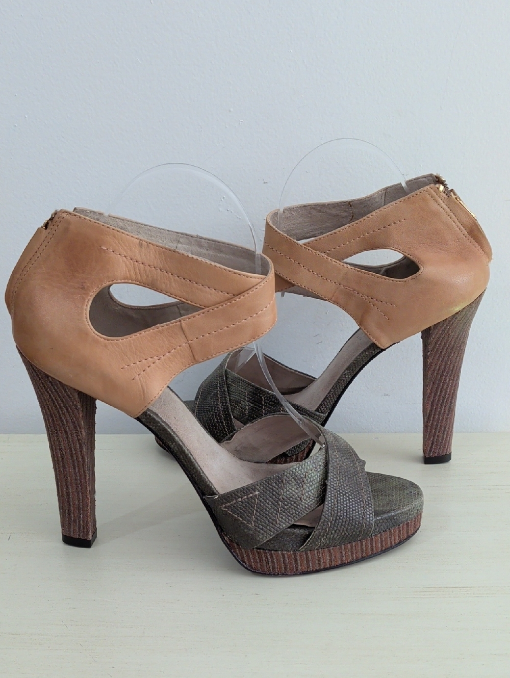 Elizabeth And James Camel And Green Leather Stiletto Sandals Size 8.5 - Picture 5 of 14